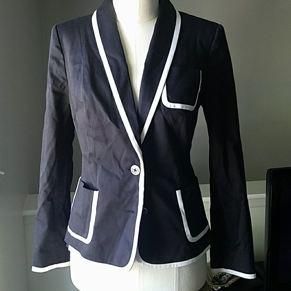 Black blazer with white piping